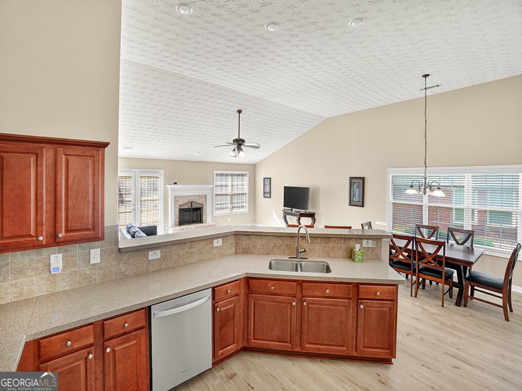609 GRAND ASHBURY Sugar Hill - 34