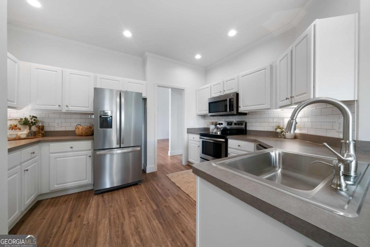 3047 Standing Rock Court Lithia Springs - 11