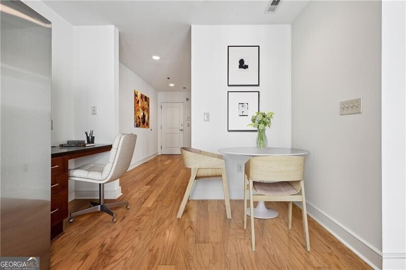 44 Peachtree Place Atlanta - 2