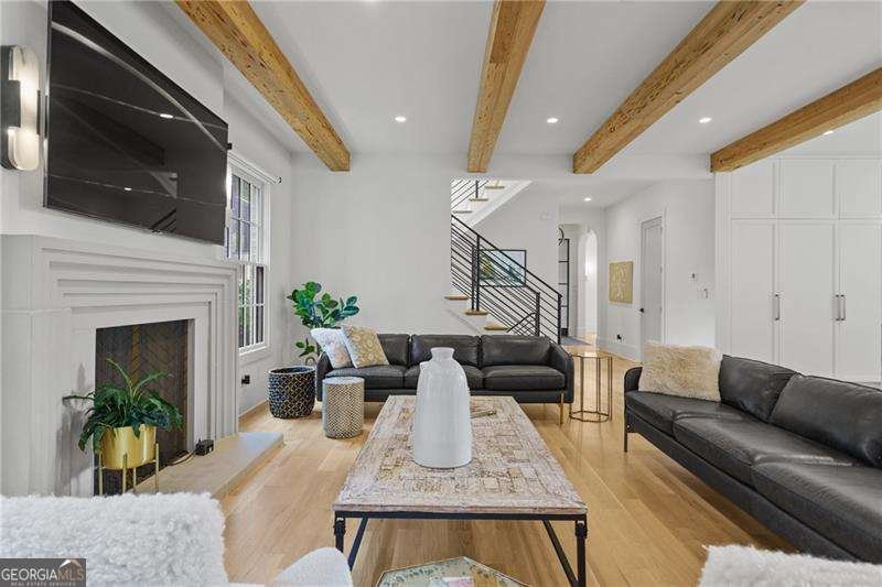 1433 Wessyngton Road Atlanta - 2