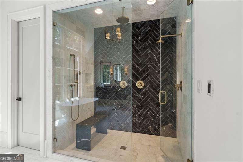 1433 Wessyngton Road Atlanta - 23