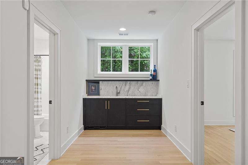 1433 Wessyngton Road Atlanta - 37