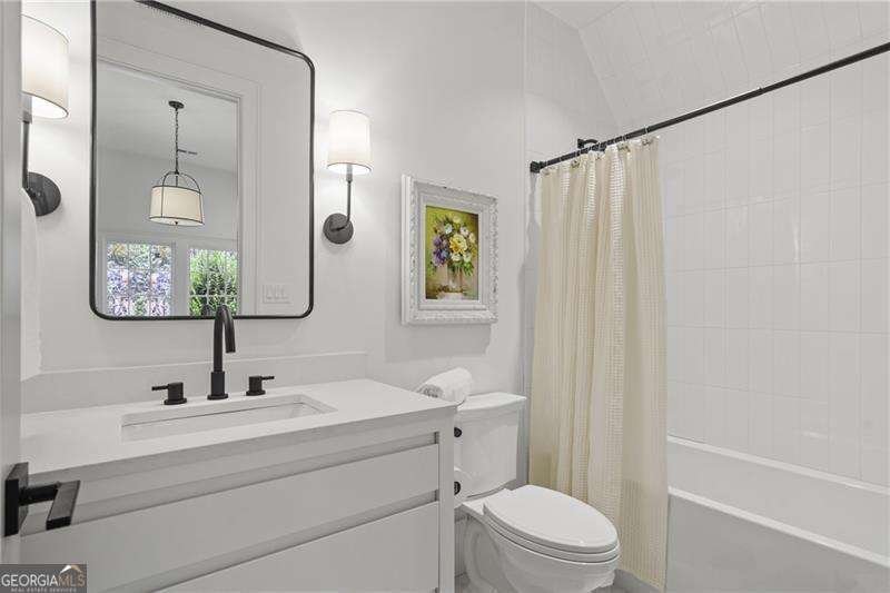1433 Wessyngton Road Atlanta - 39