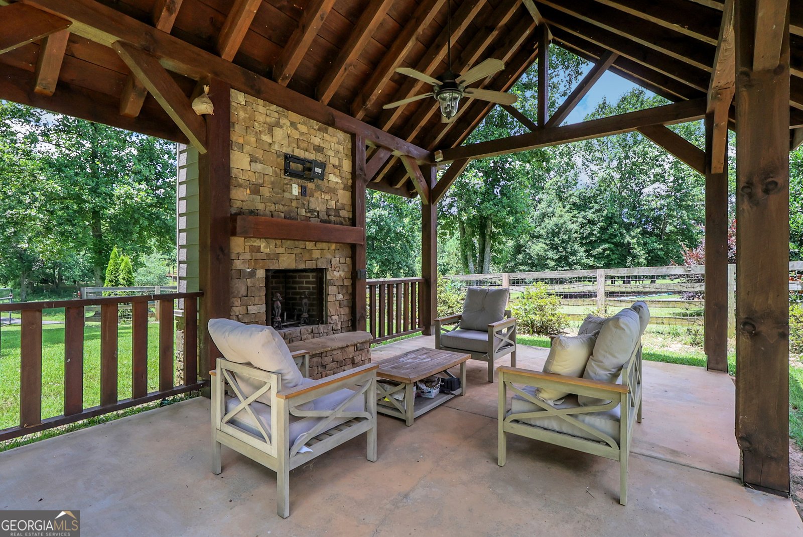 157 LAKOTA Drive Dawsonville - 55