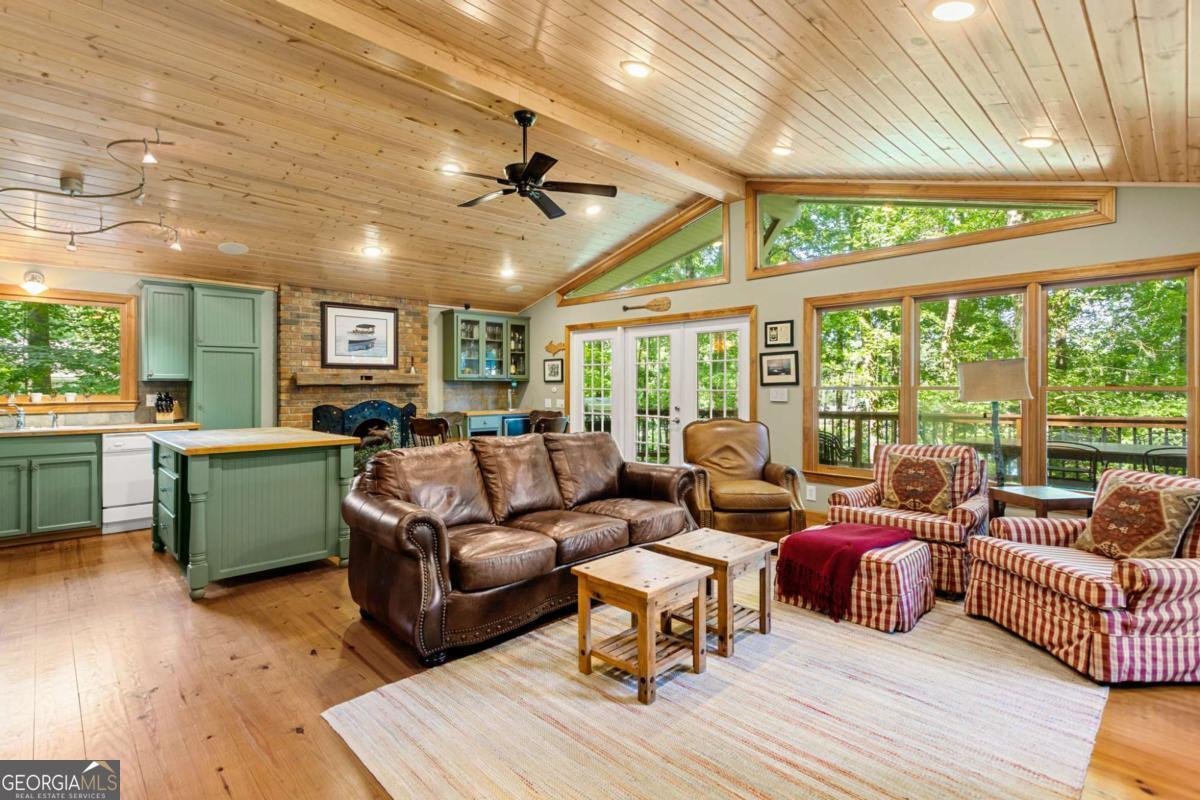 8425 Lynn Drive Gainesville - 2