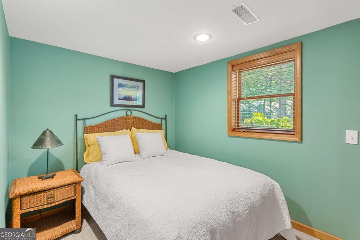 8425 Lynn Drive Gainesville - 23