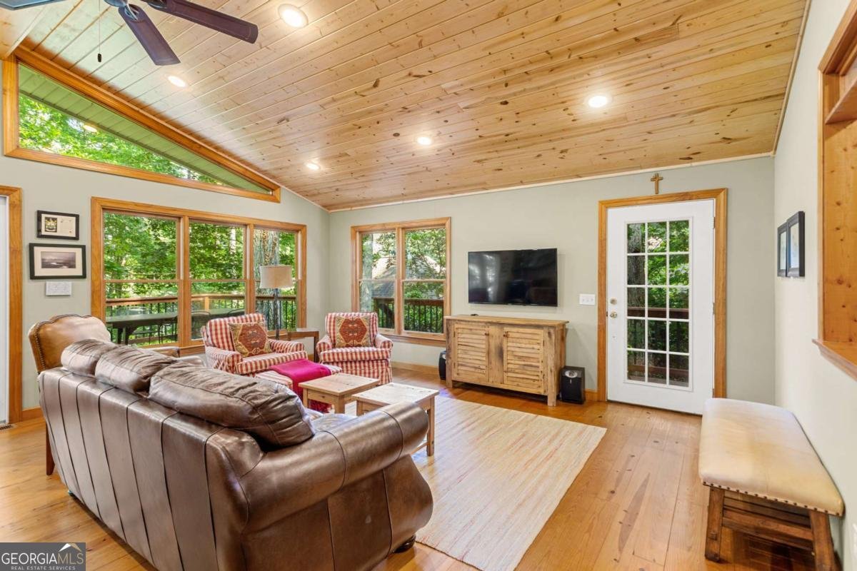 8425 Lynn Drive Gainesville - 3