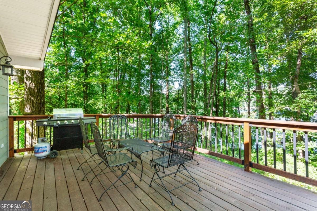8425 Lynn Drive Gainesville - 30