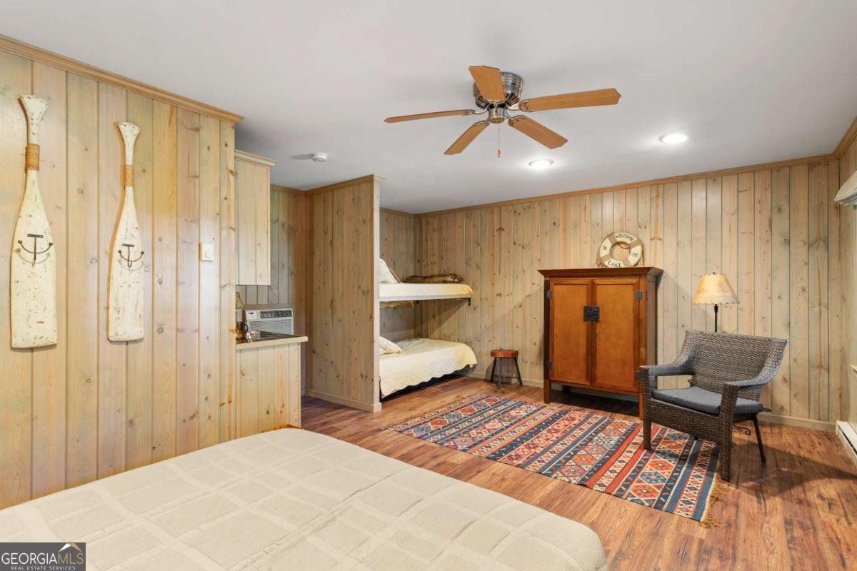 8425 Lynn Drive Gainesville - 36