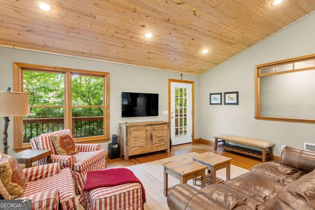 8425 Lynn Drive Gainesville - 5