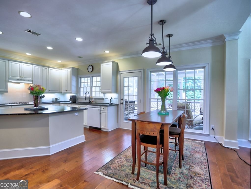 4221 Bretdale Run Kennesaw - 19