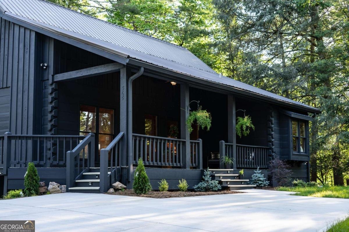 365 Browns Cove Road Blue Ridge - 72