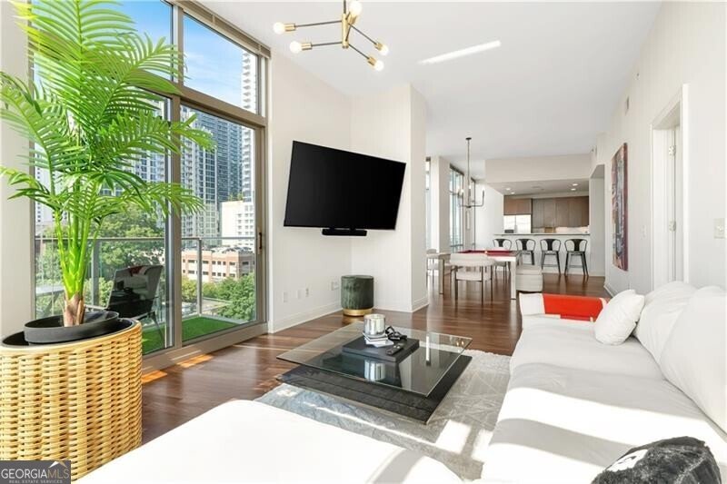 905 Juniper Street Atlanta - 3
