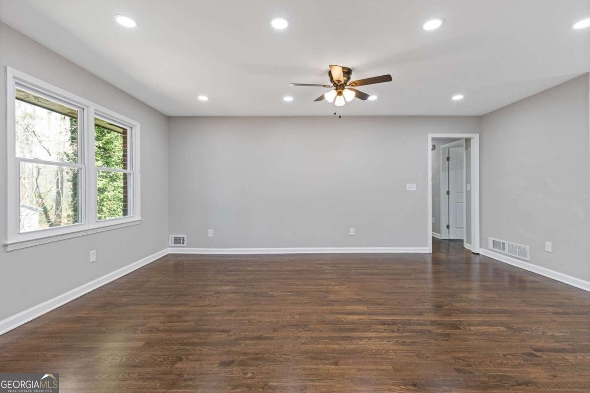 5277 Cardinal Lane Lilburn - 10