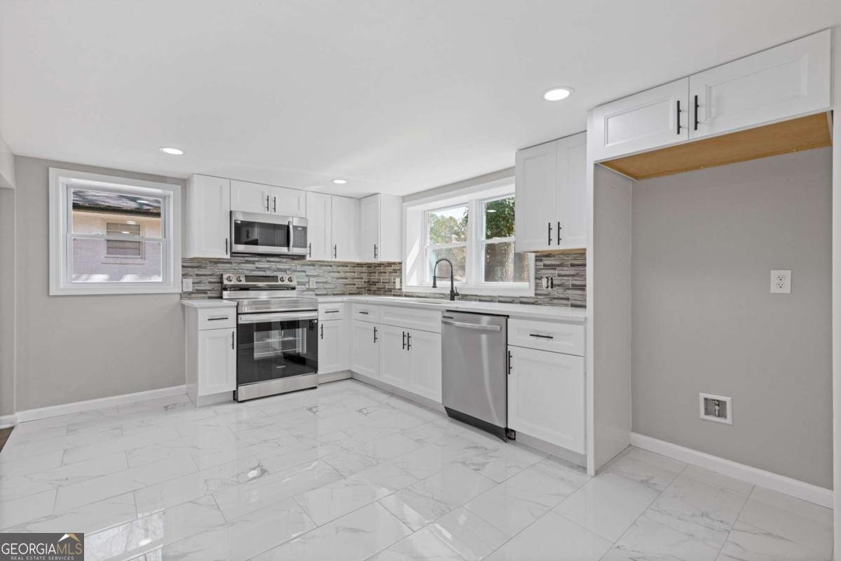 5277 Cardinal Lane Lilburn - 21