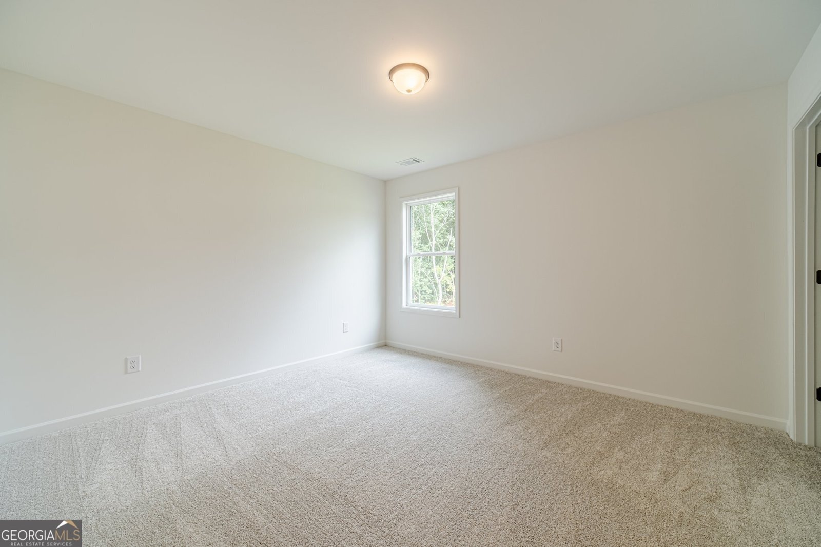 174 Pinewood Drive Covington - 33