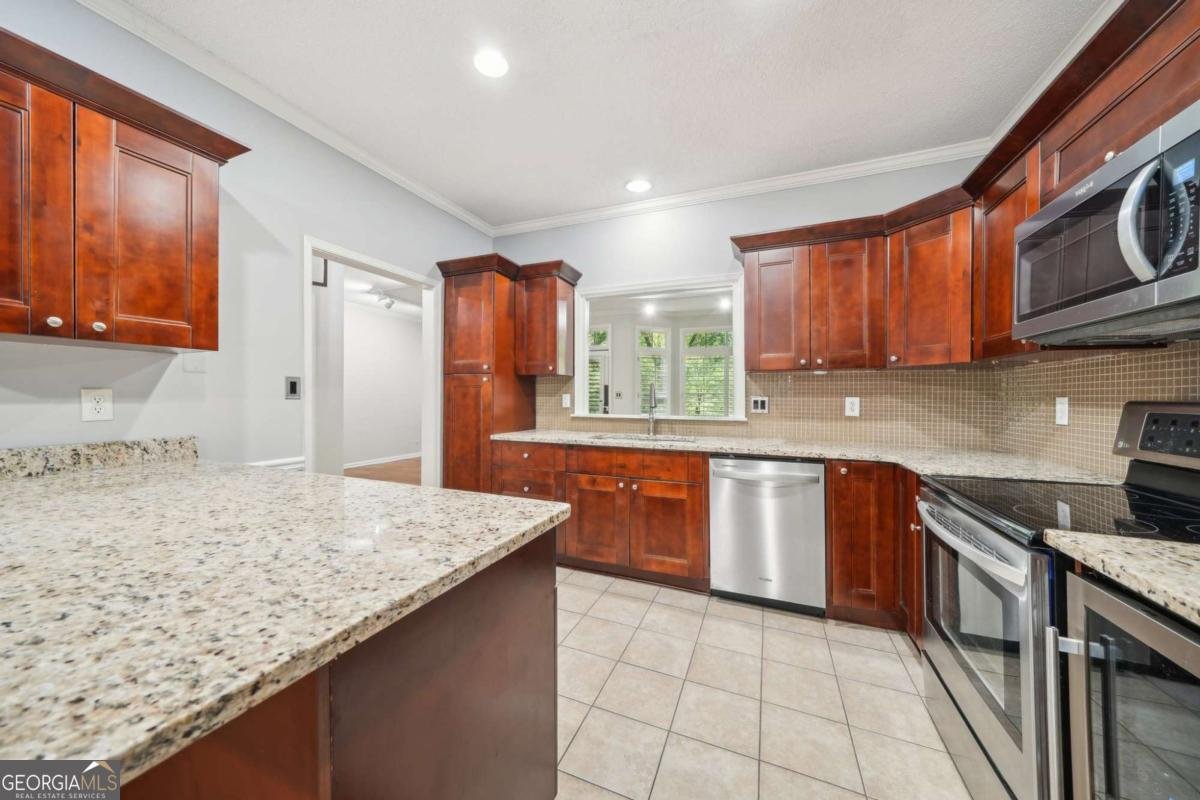 171 Riverview Trail Roswell - 14