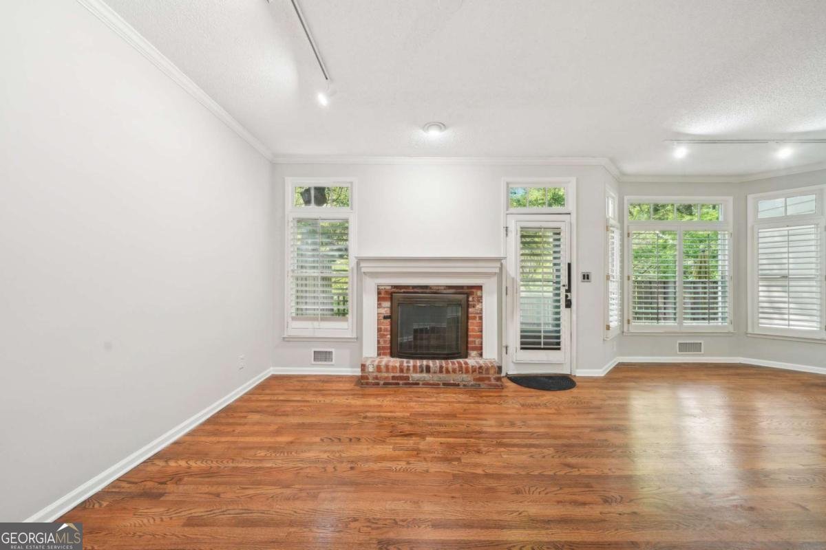 171 Riverview Trail Roswell - 7