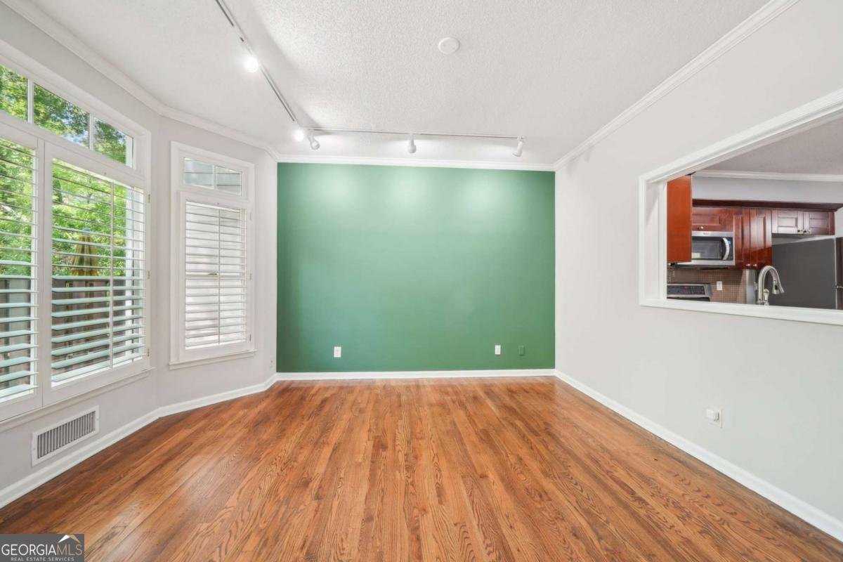 171 Riverview Trail Roswell - 9