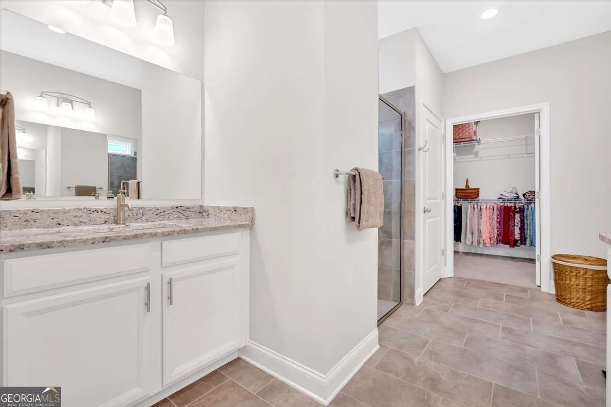 427 BLUFFS VIEW Lane Canton - 9