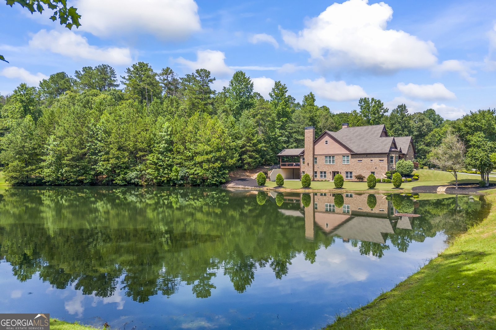 1005 Renfroe Lake Drive Auburn - 46