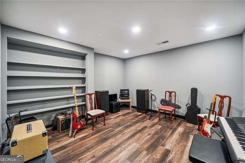 1344 Hamilton Creek Drive Kennesaw - 77