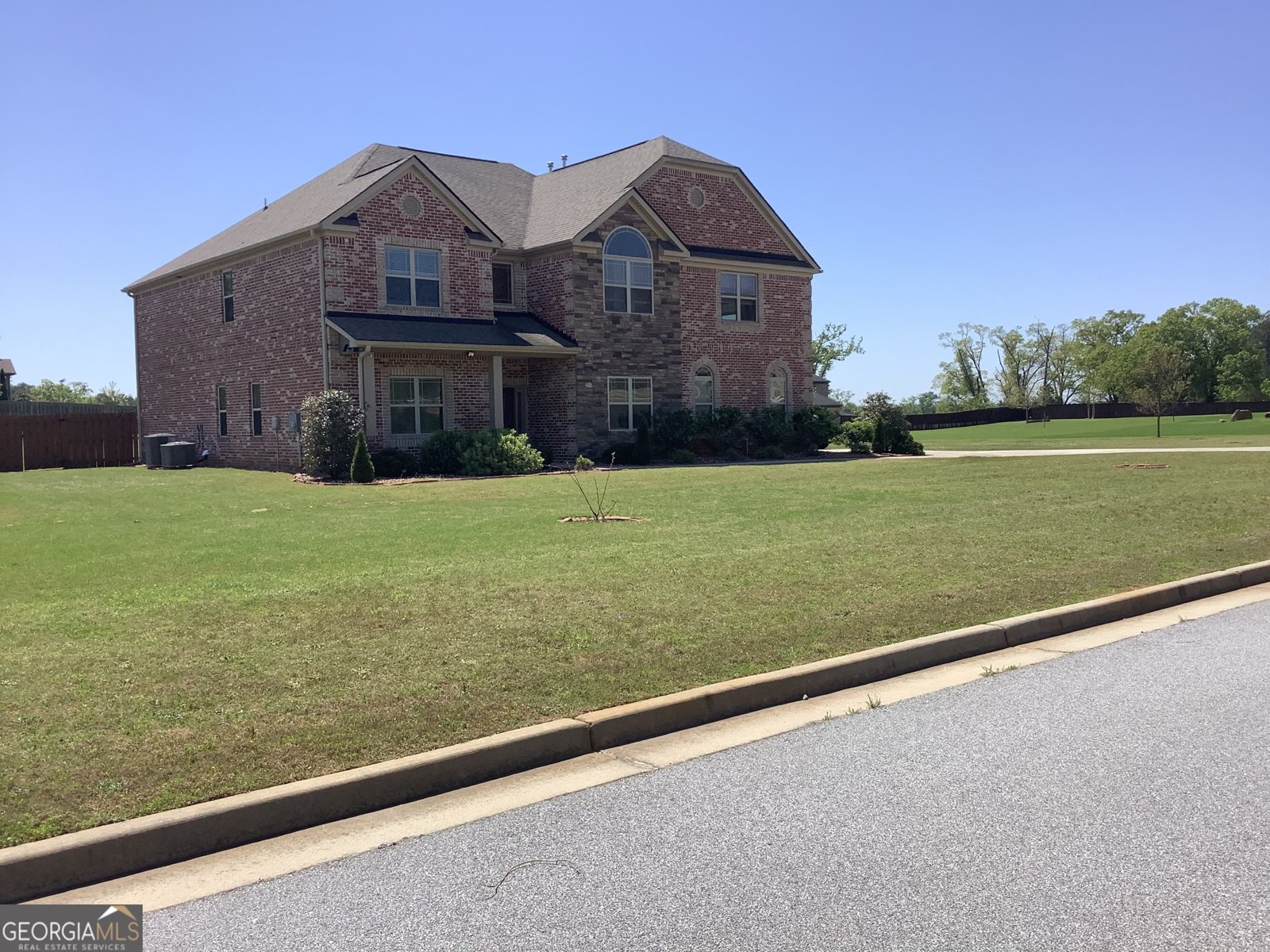 160 Elysian Drive Fayetteville - 1