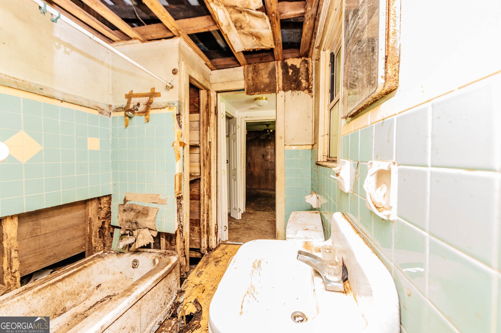 118 5th Street Cochran - 24