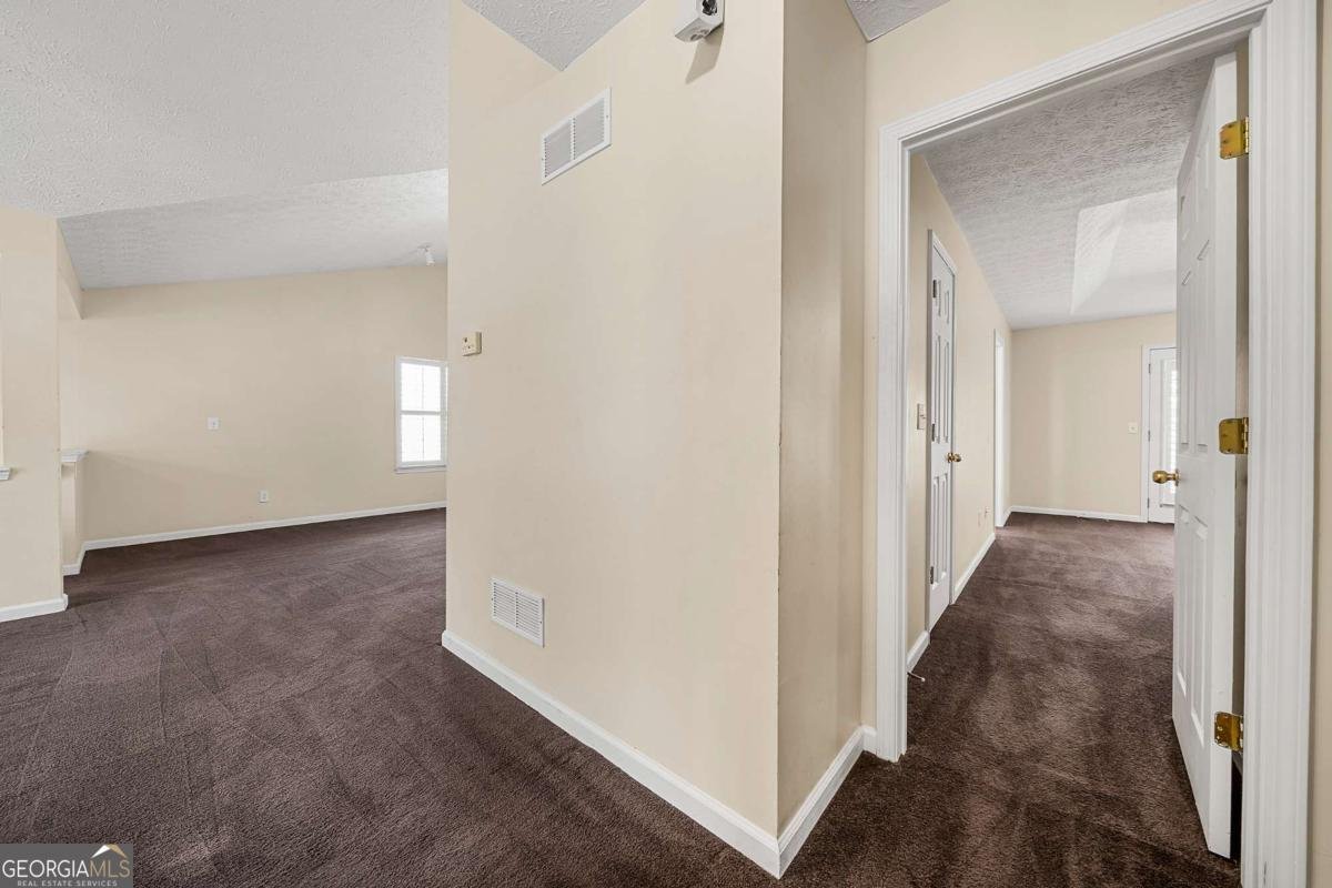 5718 Hidden Brook Circle Atlanta - 17