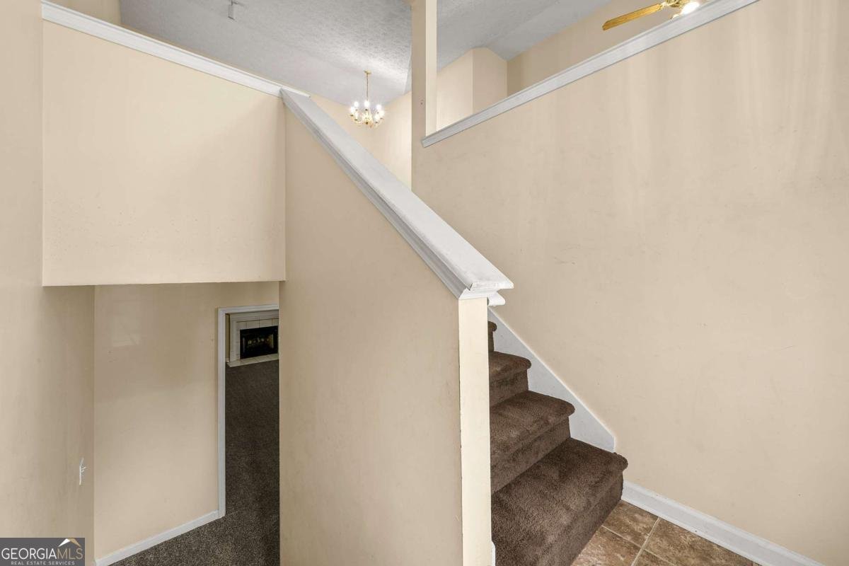 5718 Hidden Brook Circle Atlanta - 23