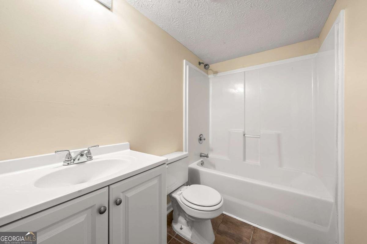 5718 Hidden Brook Circle Atlanta - 28