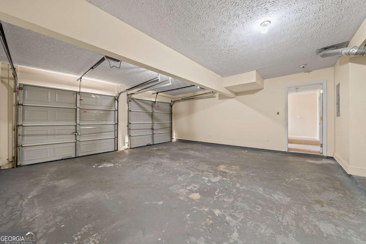 5718 Hidden Brook Circle Atlanta - 32