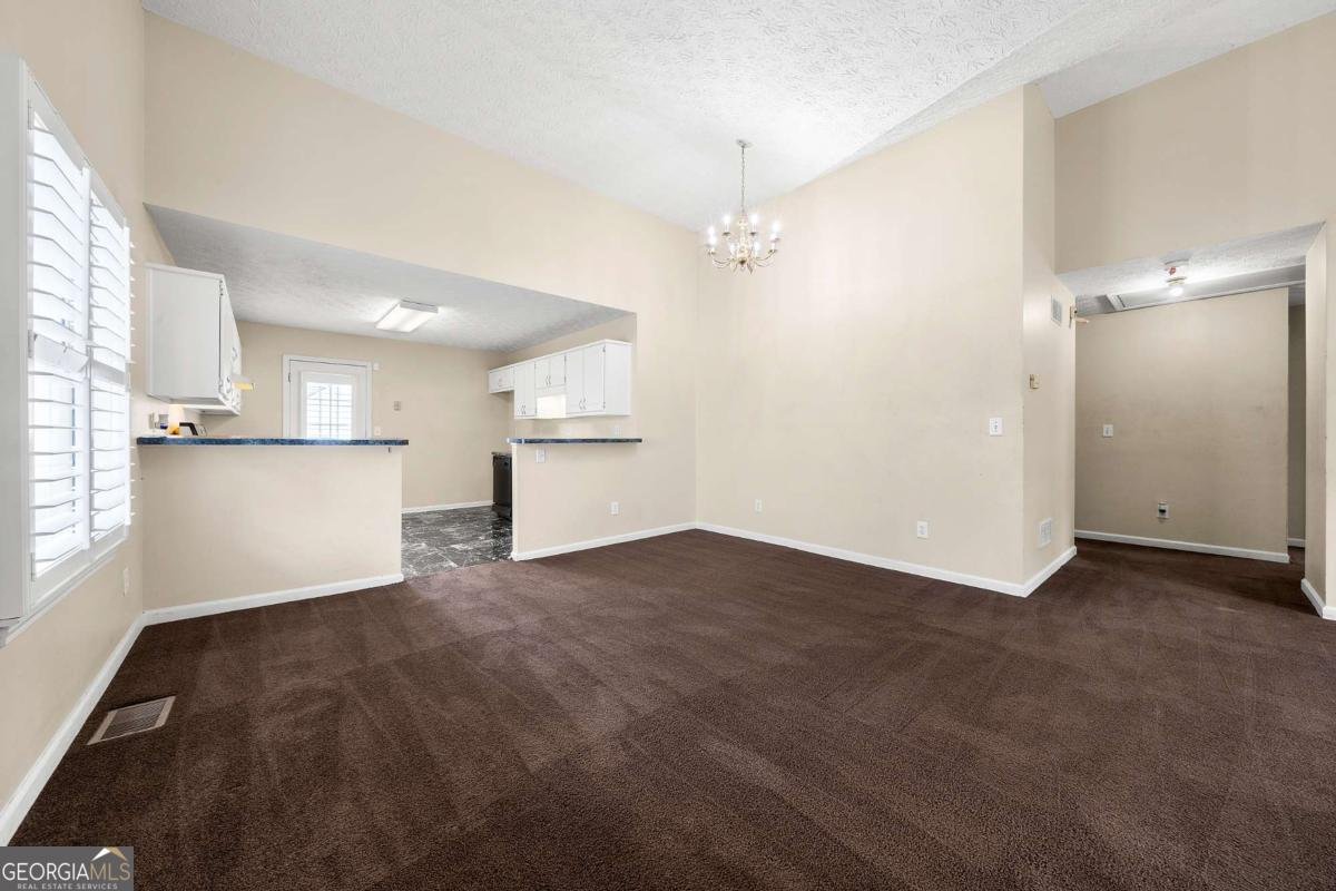 5718 Hidden Brook Circle Atlanta - 4