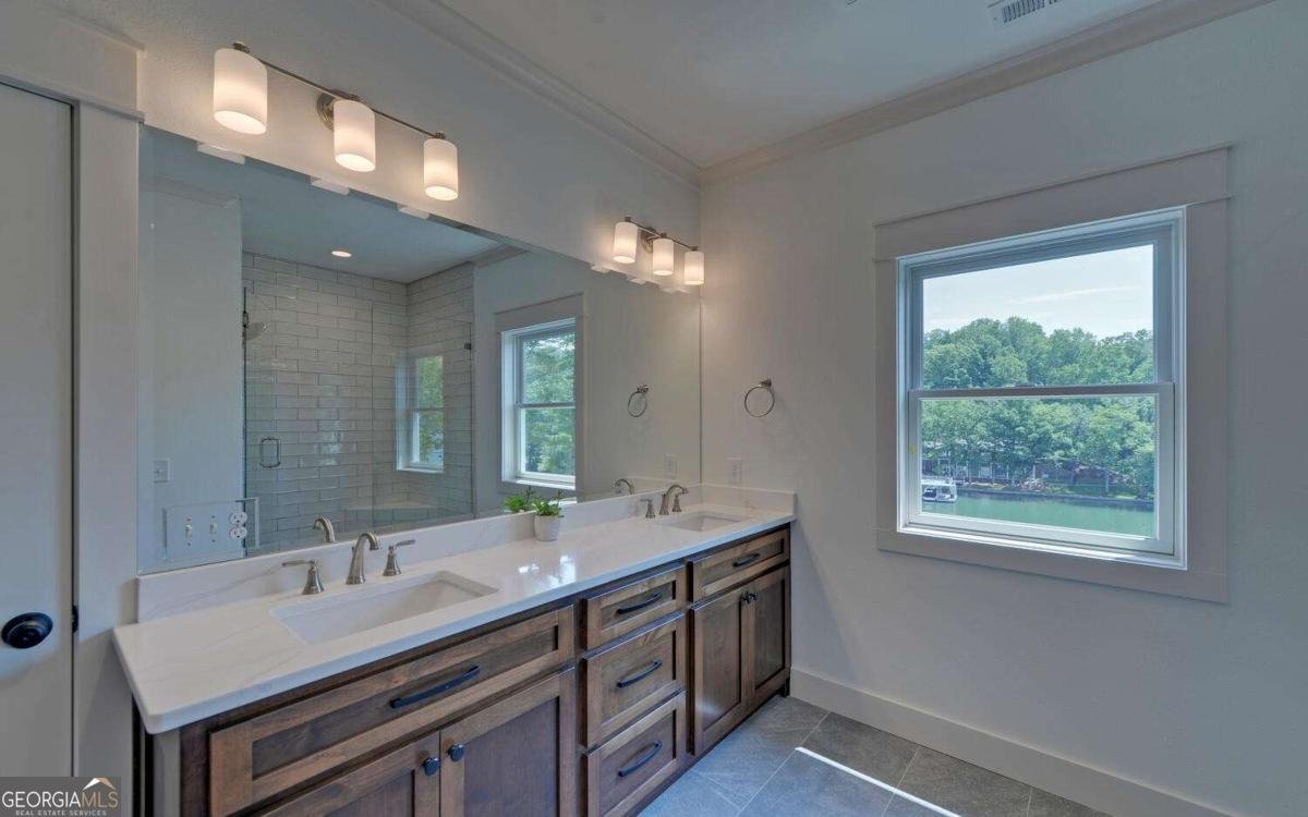 776 Main Street Hiawassee - 22