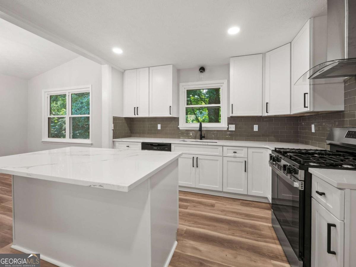 975 Memory Lane Lawrenceville - 15