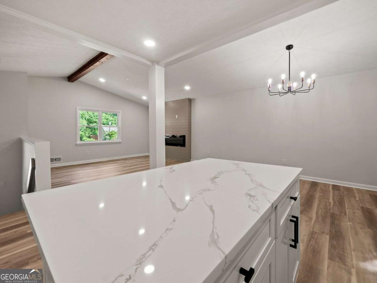975 Memory Lane Lawrenceville - 16