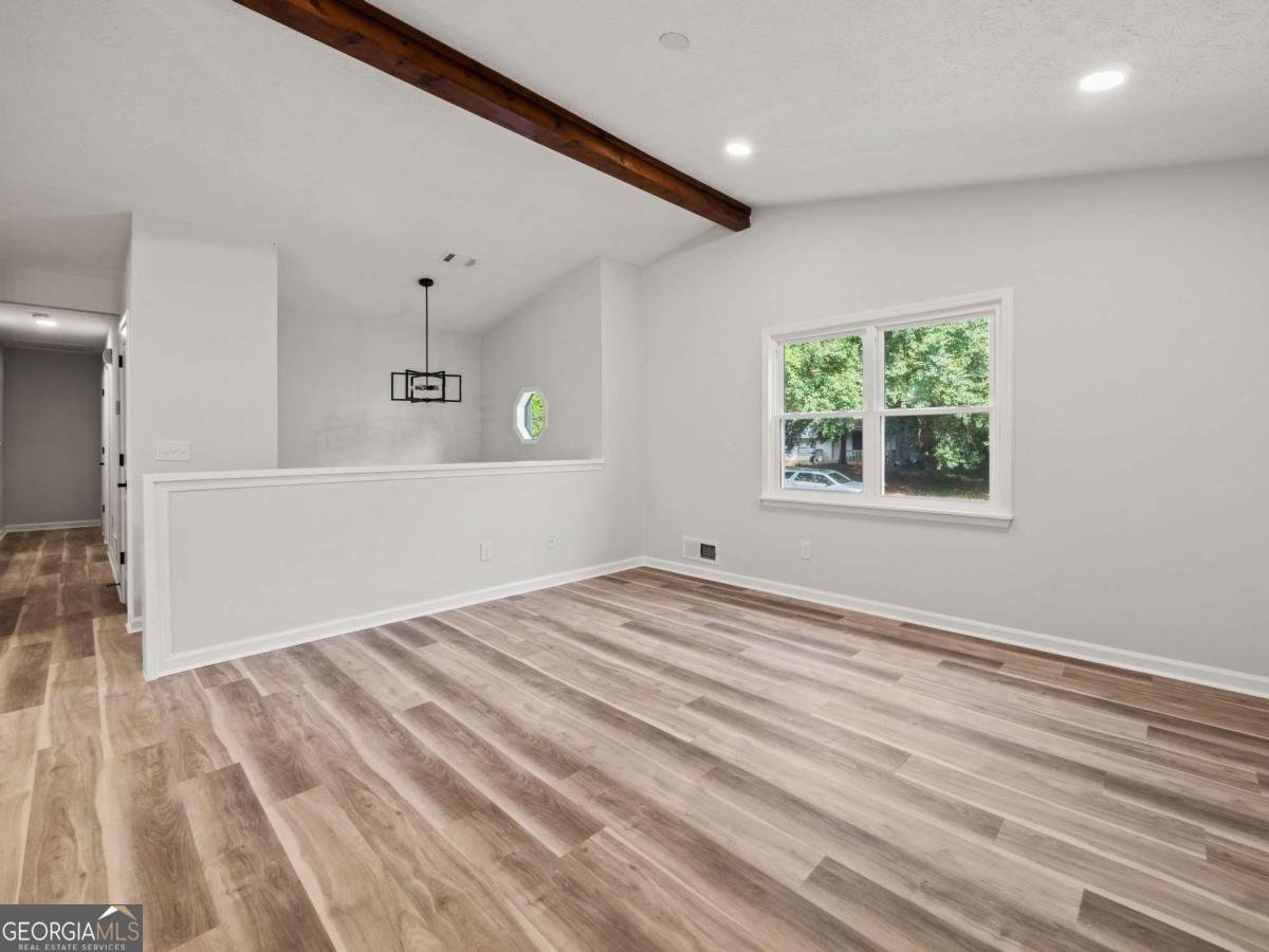 975 Memory Lane Lawrenceville - 25