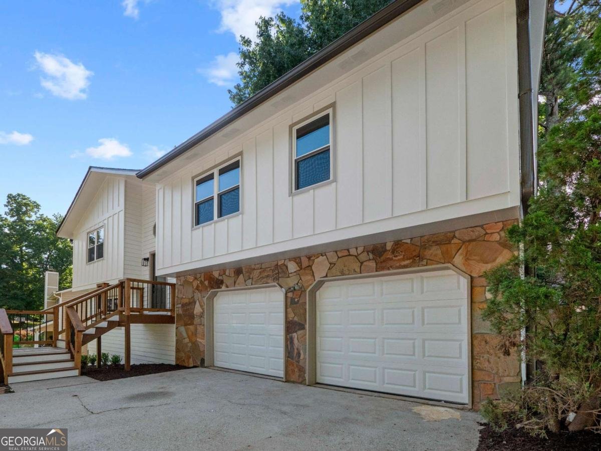 975 Memory Lane Lawrenceville - 8