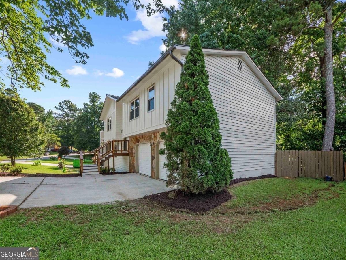 975 Memory Lane Lawrenceville - 9
