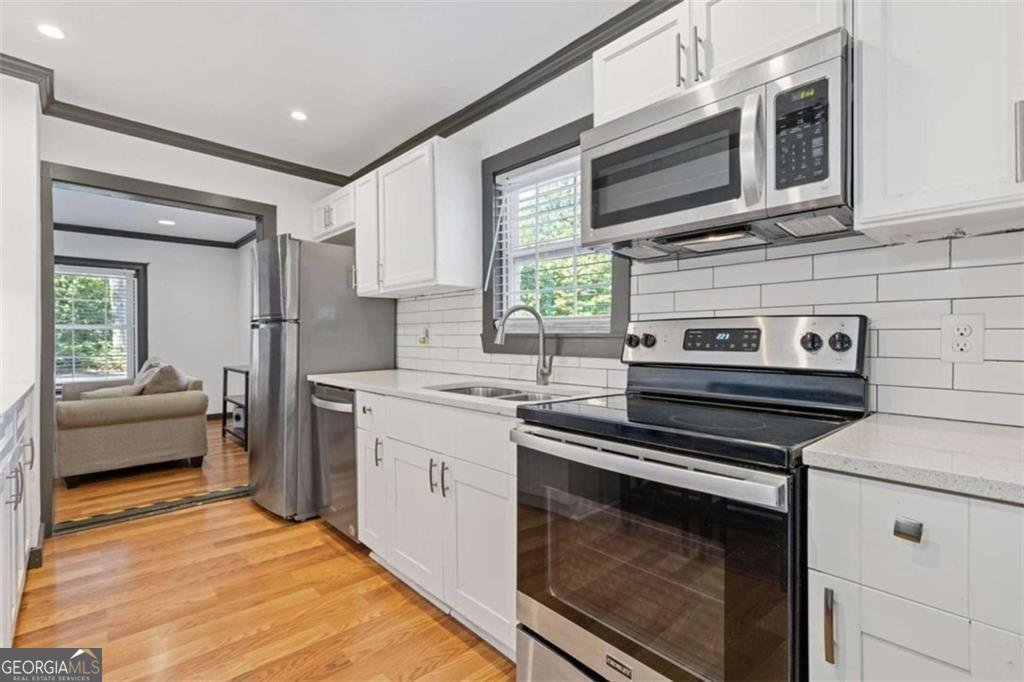 2776 Grand Avenue Atlanta - 27