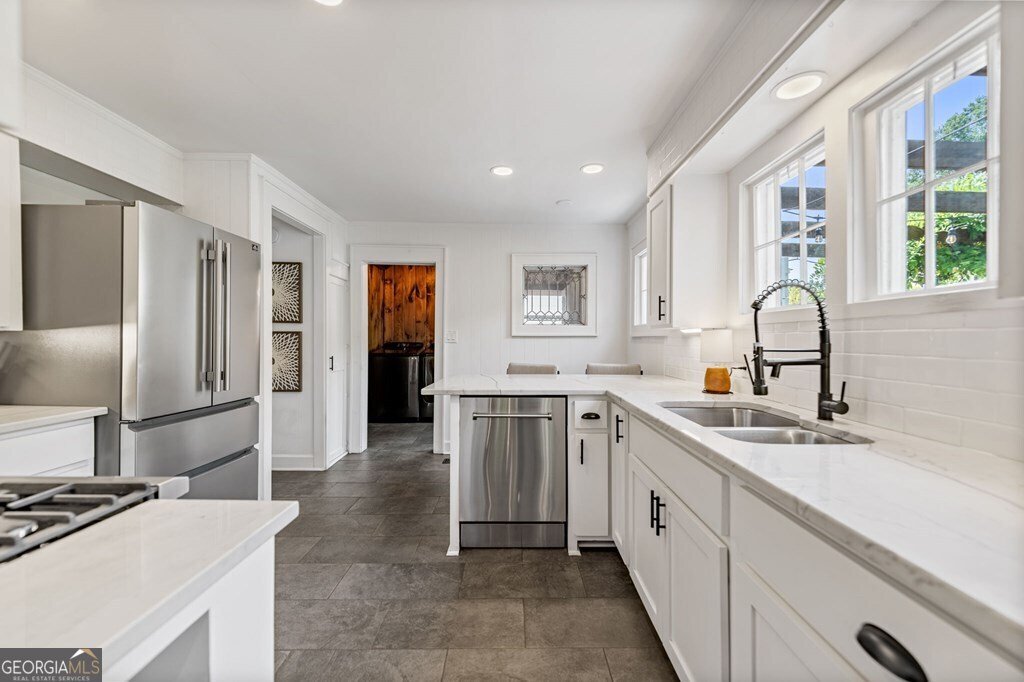 70 Mckinney Street Blue Ridge - 43