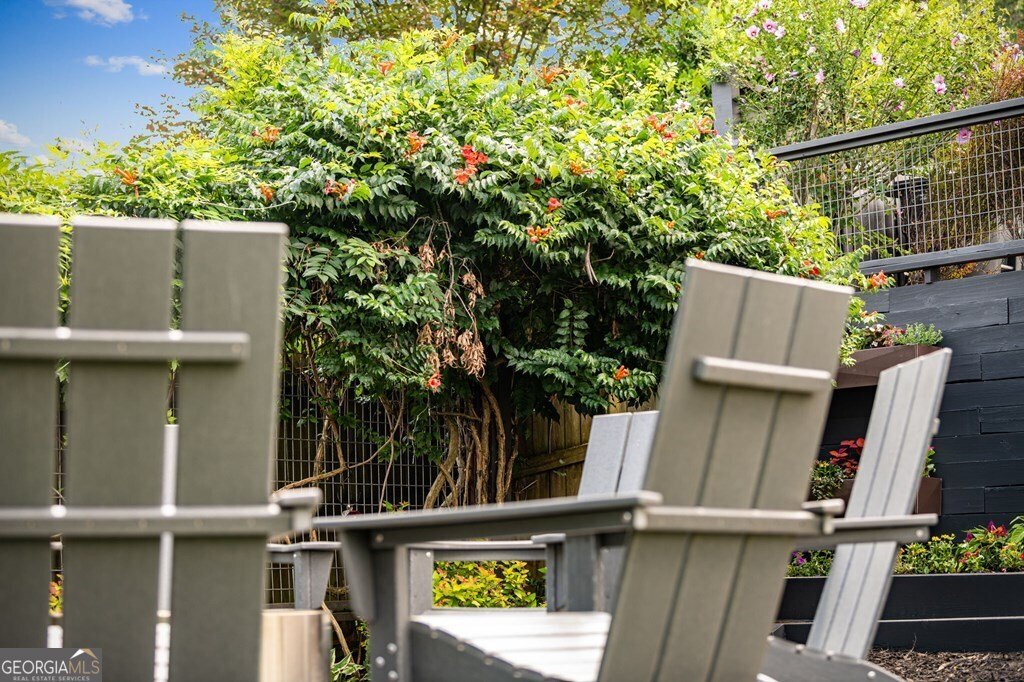 70 Mckinney Street Blue Ridge - 72