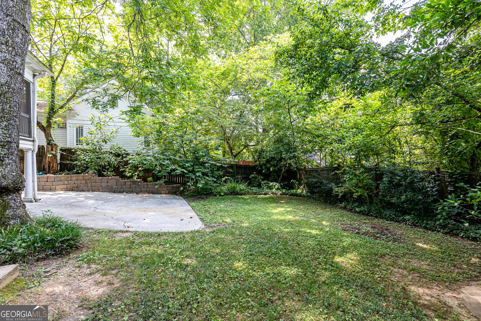 656 Yorkshire Road Atlanta - 25