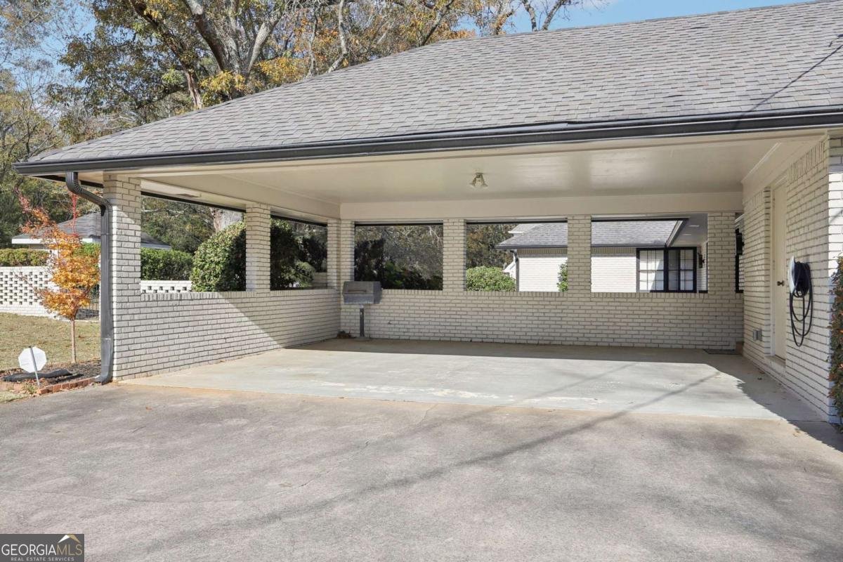 8671 Lake Forrest Drive Douglasville - 34