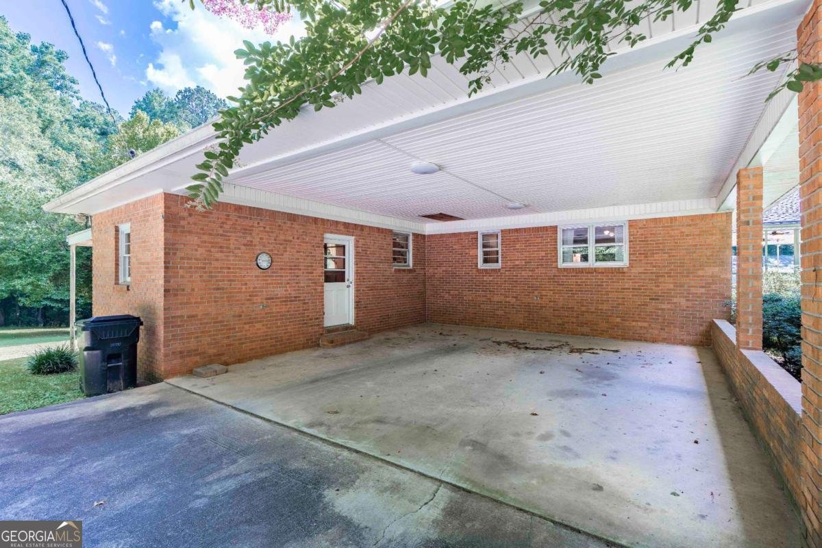 5670 Lanny Drive Powder Springs - 27