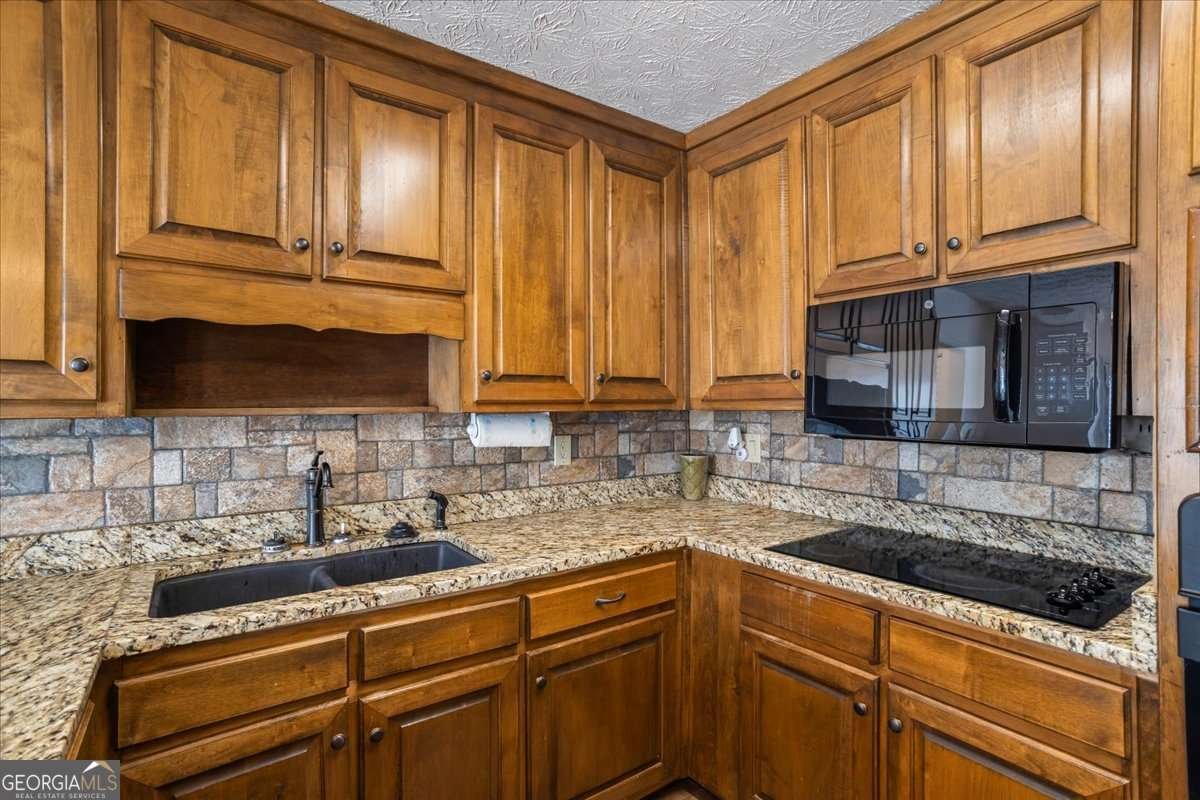 3906 Laurens Ln Snellville - 17