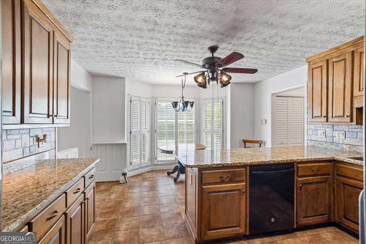 3906 Laurens Ln Snellville - 18