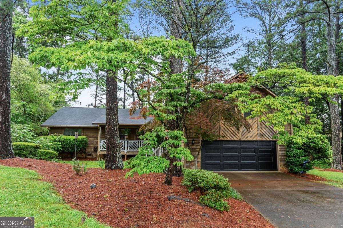 490 Hunters Glen Court Lawrenceville - 1