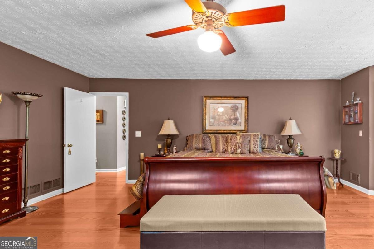 490 Hunters Glen Court Lawrenceville - 29