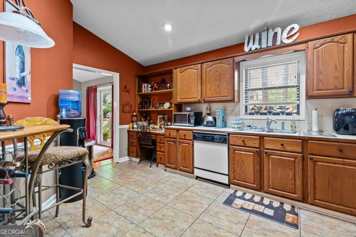 490 Hunters Glen Court Lawrenceville - 34
